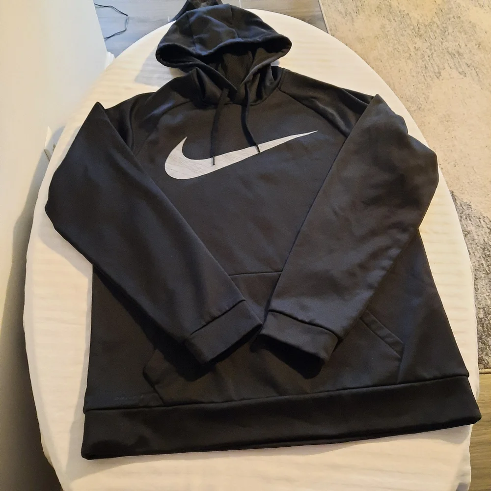 Nike Center Swoosh Hoodie Size Large